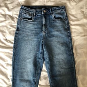 American Eagle Mom Jeans